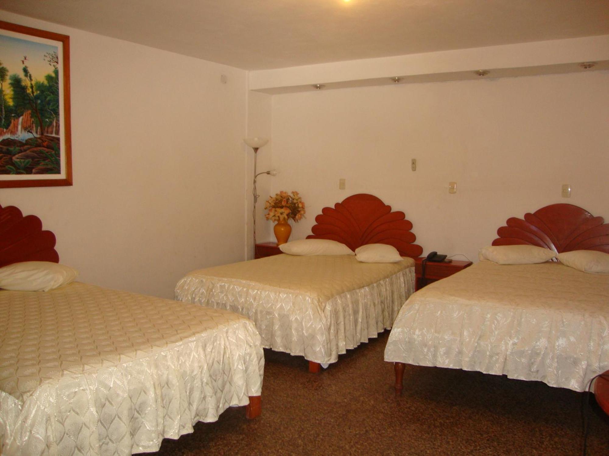 Hotel Sol Del Oriente איקיטוס מראה חיצוני תמונה